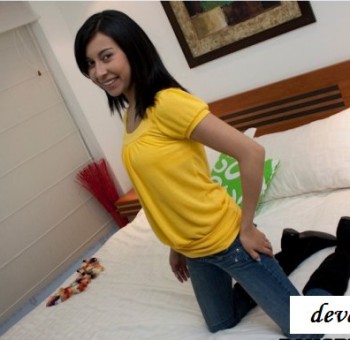 Голые в джинсах Задок сучки в джинсах