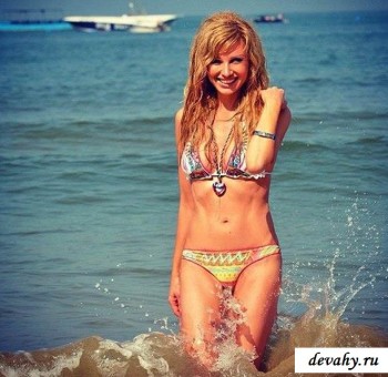 Голые знаменитости Ротика певицы Ирины Нельсон (15 фото эротики)