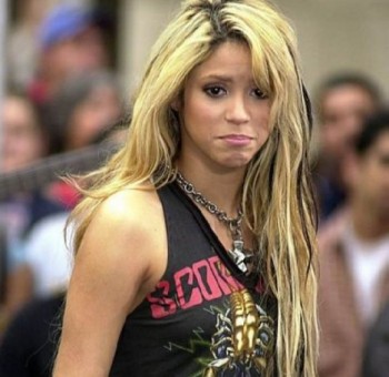 Голые знаменитости Голое тело певицы Shakira (эротика)