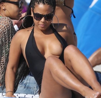 Вуайеристки Похотливые соблазны вуайеристок в эротике