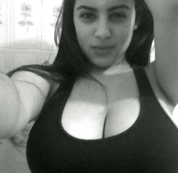 Голые арабки Домашние эротические фото обнаженных арабских красавиц