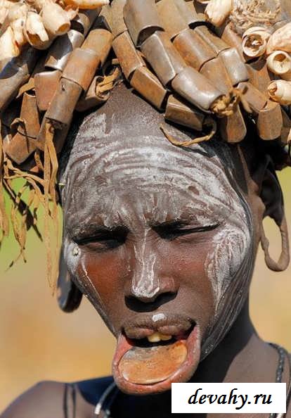 Украшения для самых достойных туземцев