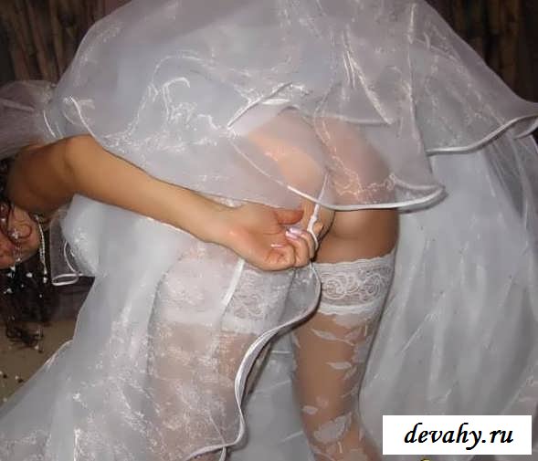 Сучки раздеваются без стыда