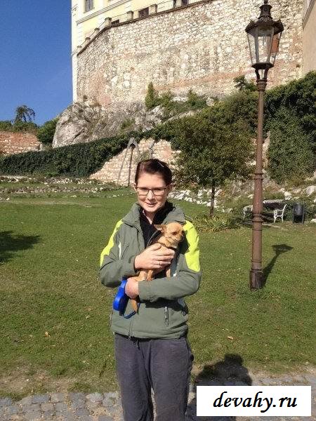 Эротика очкастой иностранки выставившей оттянутые губы (15 фото эротики)