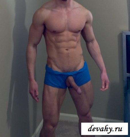 Разврат красивых подкаченных парней