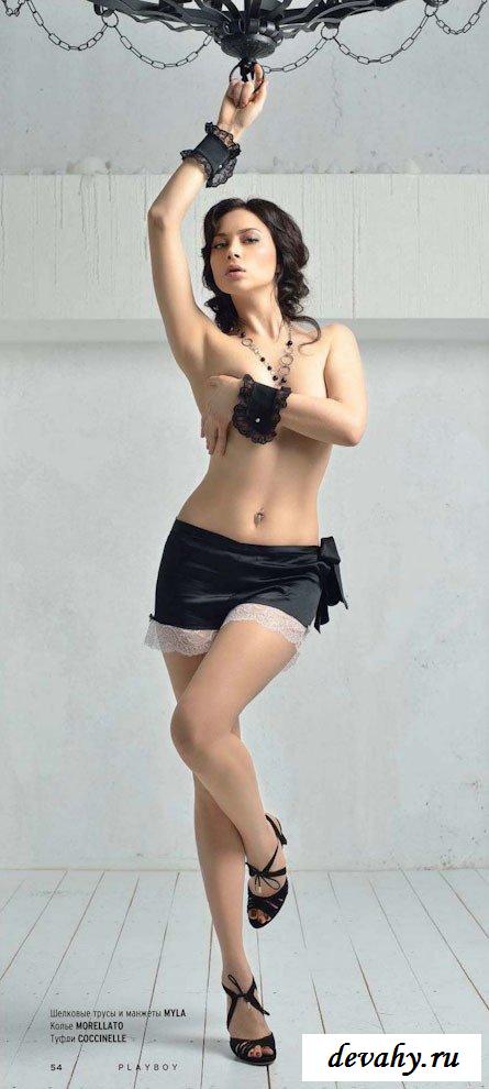 Звезда телесериалов Настасья Самбурская позирует голая