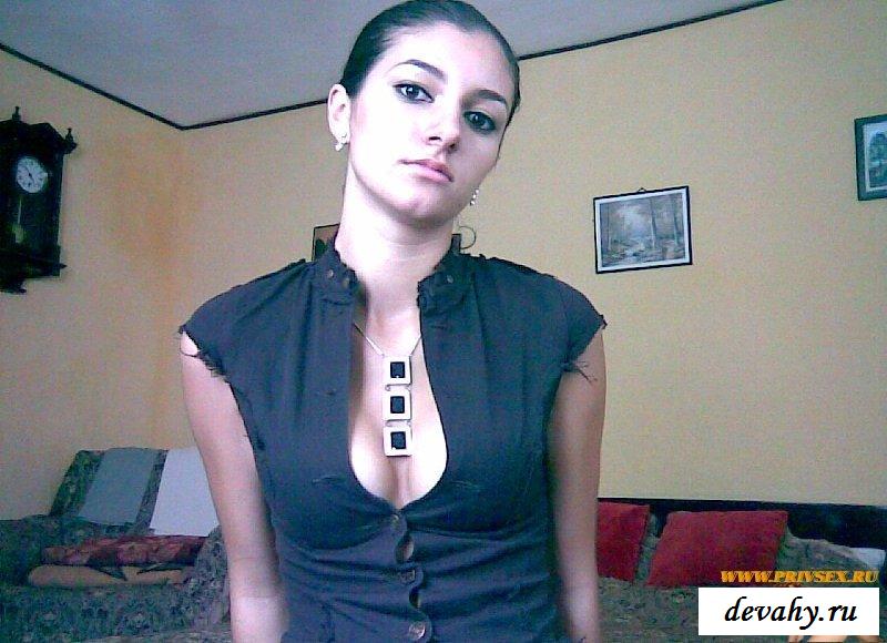 Азербайджанка разместила фотографии голого тела