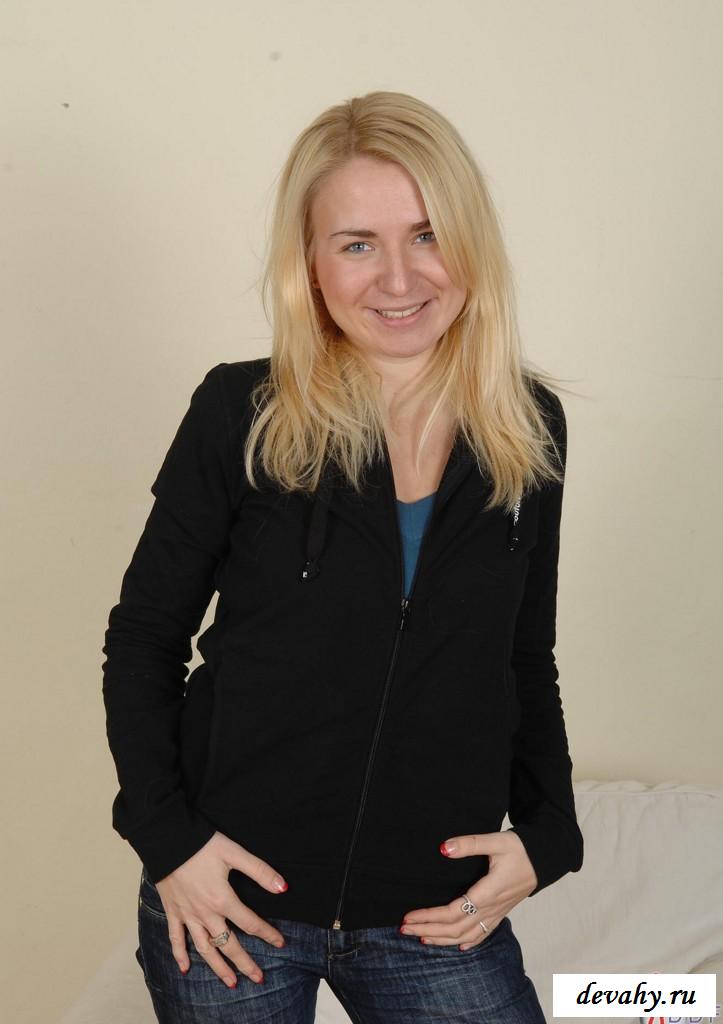 Грудастая девушка на порно кастинге