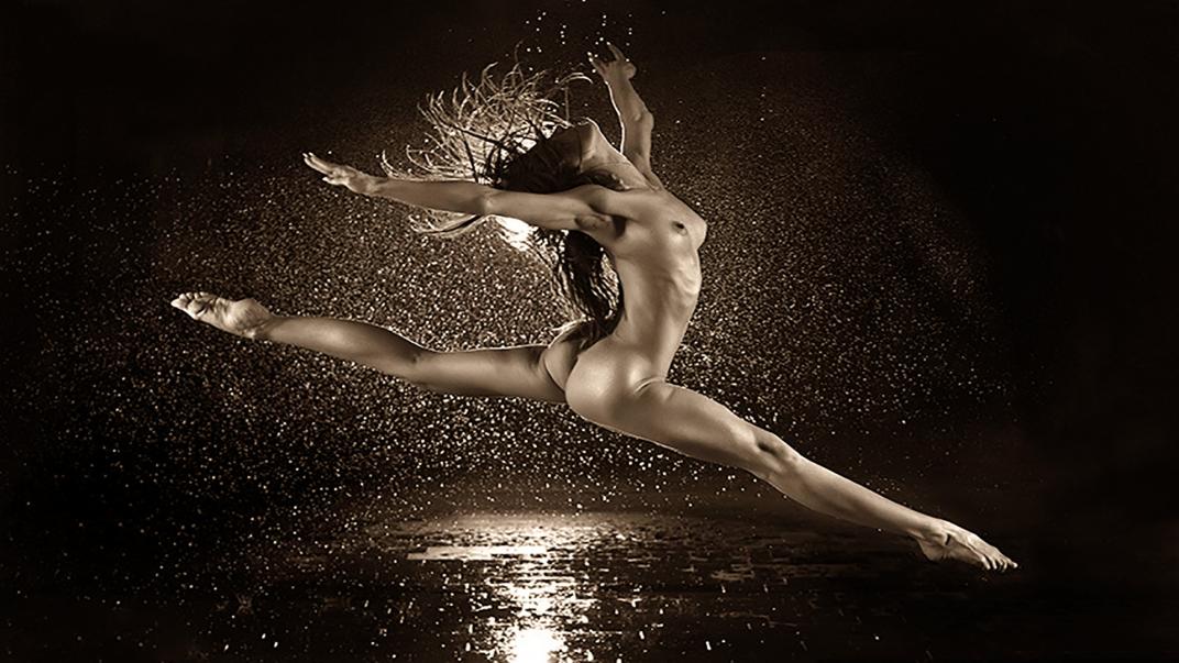 Голые эротические танцы