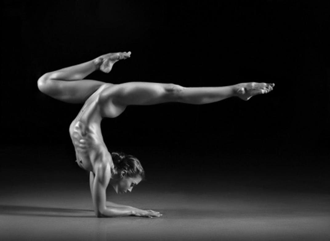 Спортивные гимнастки ню