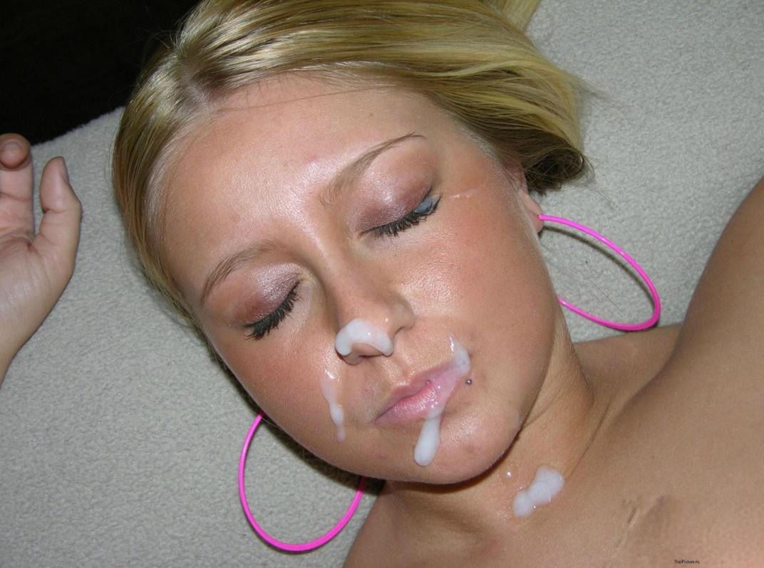 Кончил на лицо спящей блондинке